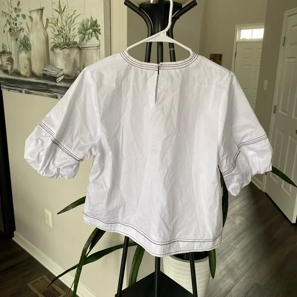 NWT Zara White Puff Sleeve Blouse with Contrast Stitching - Size M - Picture 2 of 7